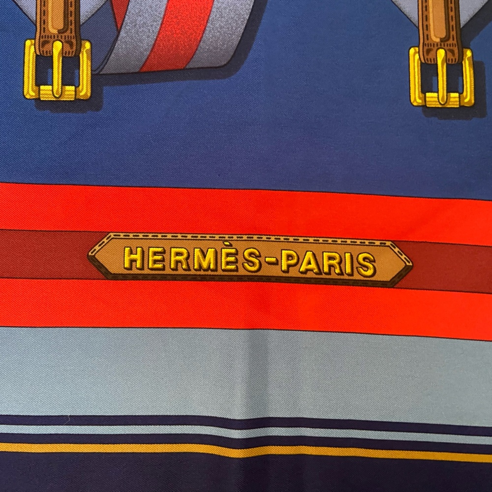 Hermes Scarf Les Sangles‎ Silk forever scarfJ Metz Blue background - Picture 2 of 8